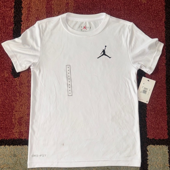 NWY Boys Jordan Tshirt - Picture 1 of 6